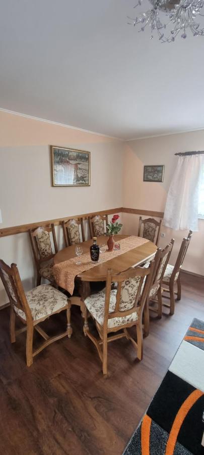 Kod Slaveka Apartment Kostanjevac Ngoại thất bức ảnh