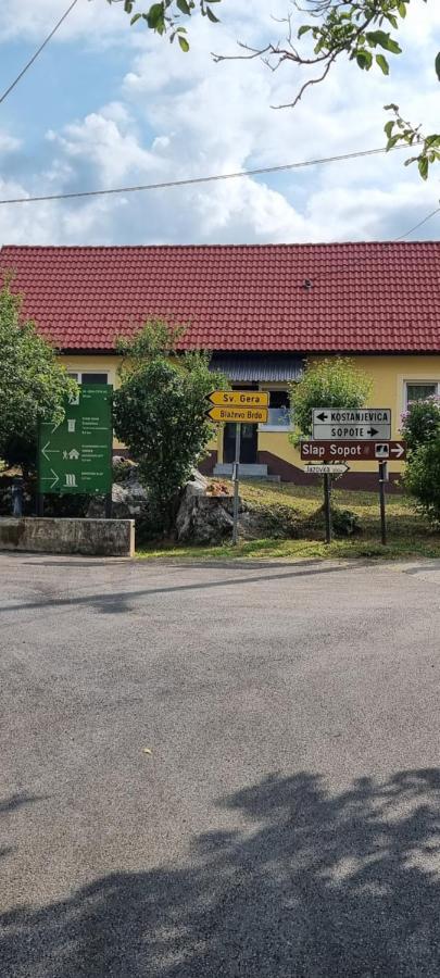 Kod Slaveka Apartment Kostanjevac Ngoại thất bức ảnh