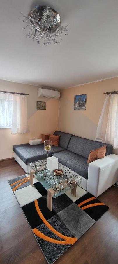 Kod Slaveka Apartment Kostanjevac Ngoại thất bức ảnh